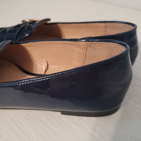 Zara Trafaluc Navy Patent Loafers with Gold Detail - Picture 4 of 7